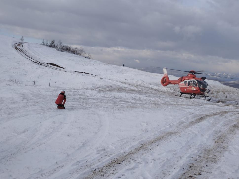 Un bărbat care se afla la vânătoare a căzut de pe o stâncă, între Câlnic și Căpâlna. Intervenție dificilă a salvatorilor 871592