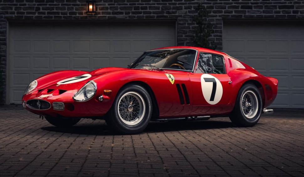 Cel mai scump Ferrari scos vreodată la licitaţie a fost vândut pentru 51,7 milioane dolari 871502