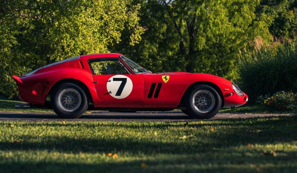 Cel mai scump Ferrari scos vreodată la licitaţie a fost vândut pentru 51,7 milioane dolari 871503