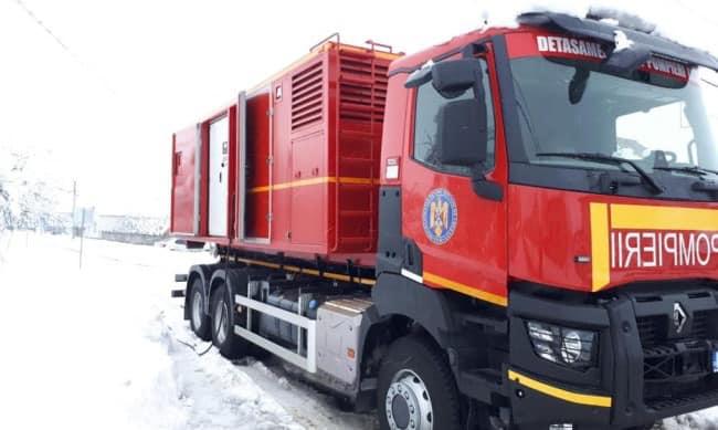 Raed Arafat: "314.000 de persoane au rămas fără curent electric. DSU şi MAI vor trimite generatoare" 871601