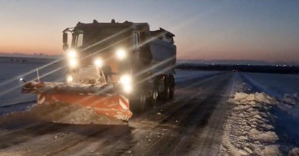 Fenomen meteo rar în România: Furtună de zăpadă cu tunete și fulgere în mai multe județe din țară 871798