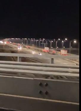 Imagini în nocturnă cu cea mai nouă autostradă din România: "Prima testare a iluminatului public"  871899