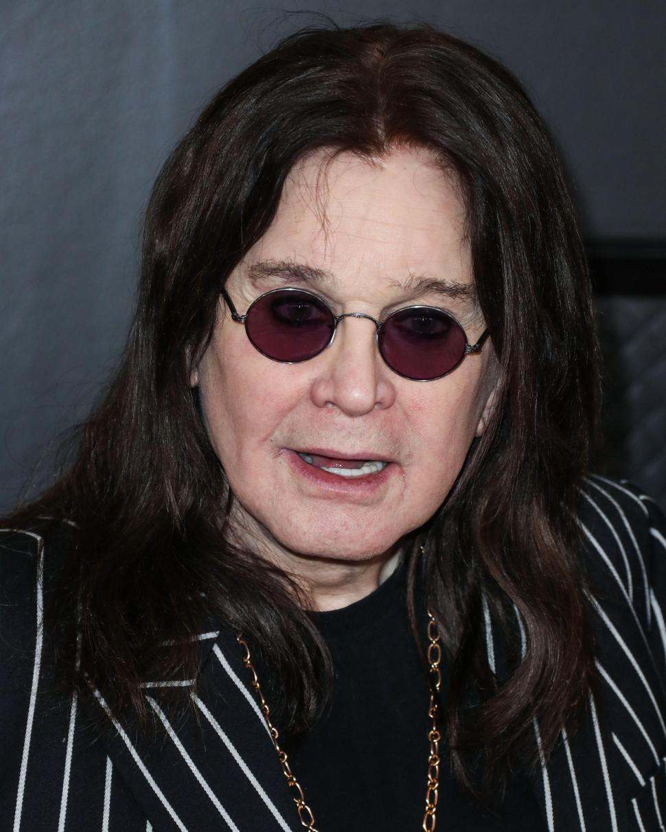 Ozzy Osbourne, diagnosticat cu tumoare la coloana vertebrală. "Dacă voi putea face un ultim concert voi fi fericit" 871813