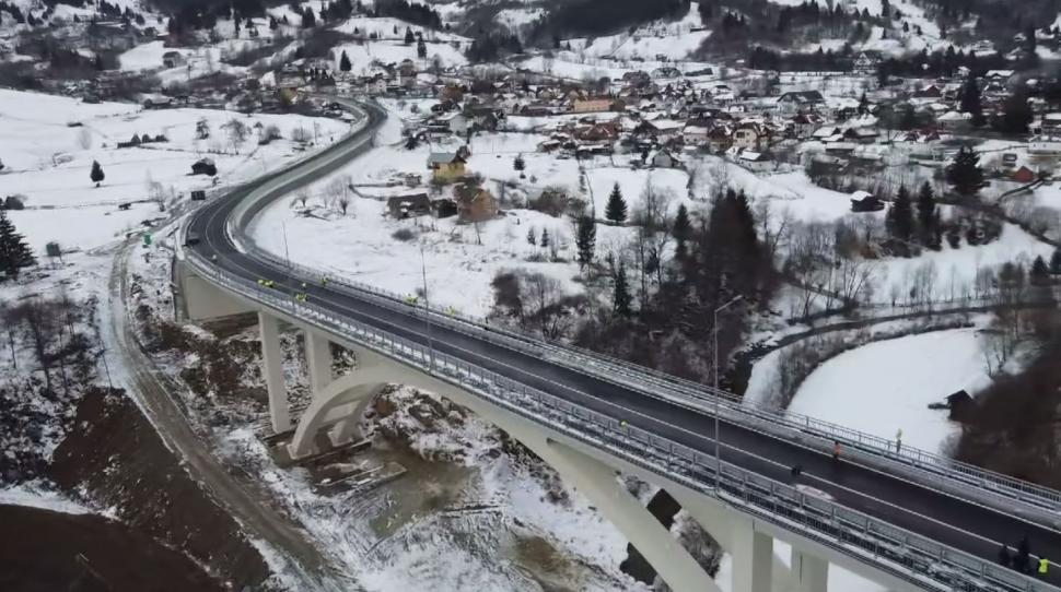 Cel mai lung pod arc din România a fost deschis circulației: ”Proiectat și fabricat în țară. Este un alt drum spectaculos care merita văzut” 871996