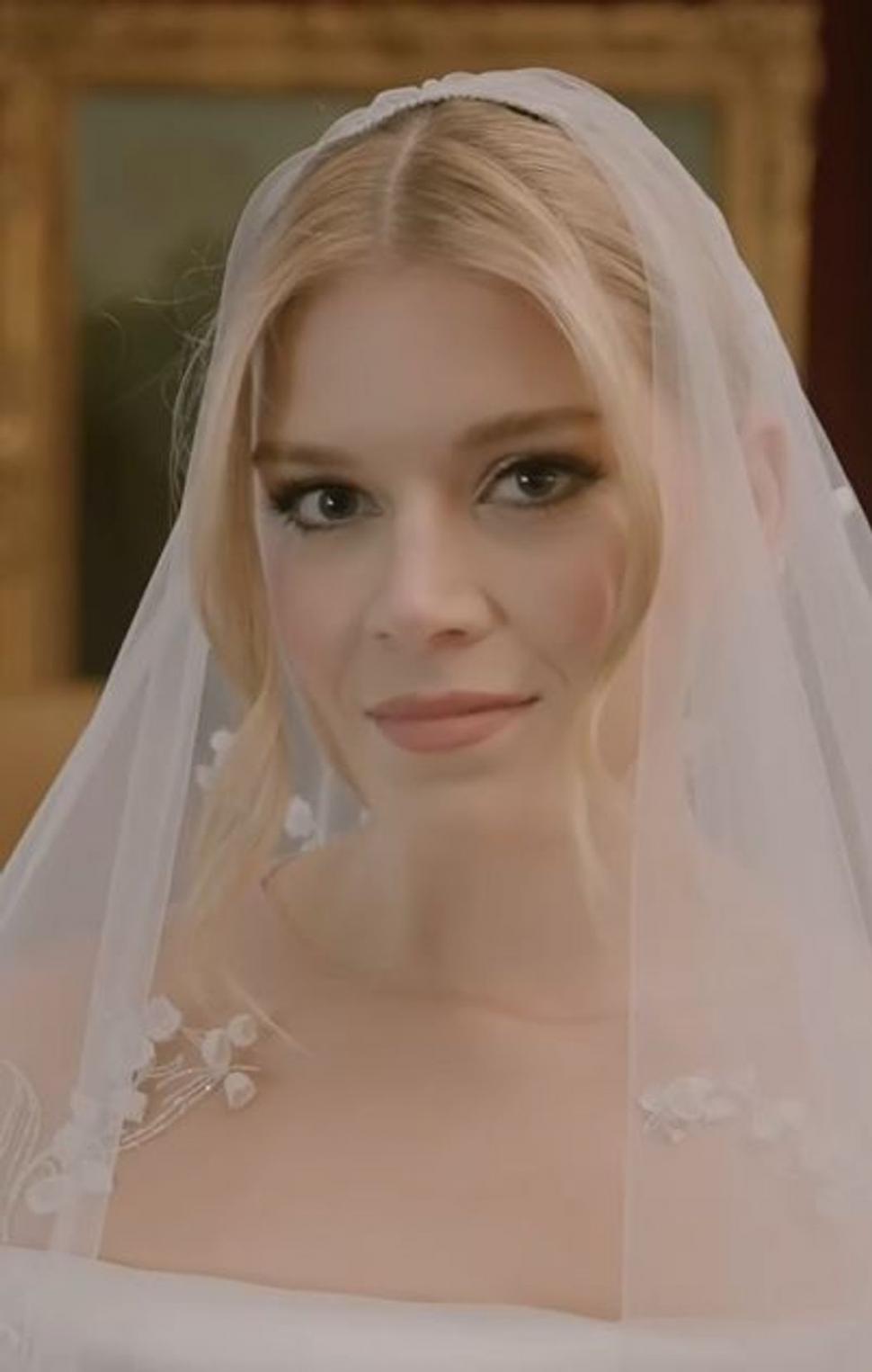 Nuntă de 59 de milioane de dolari, la Paris. Povestea cuplului care a organizat "evenimentul secolului" | Au închiriat Opera Garnier, Castelul Vilette și au adus invitații cu avioane private 872085