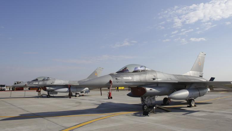 Primele avioane F-16 cumpărate din Norvegia au ajuns în țara noastră 872425