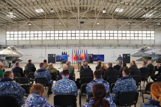 Primele avioane F-16 cumpărate din Norvegia au ajuns în țara noastră 872428