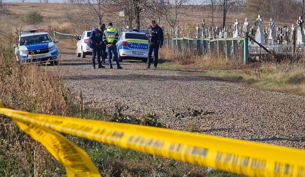 El este Cristian, polițistul găsit mort pe mormântul fetiţei sale de un an, de Sfântul Andrei, în cimitirul din Vlăsineşti, Botoşani 872552