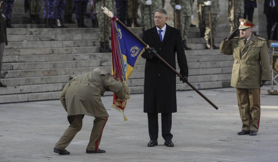 Klaus Iohannis, la învestirea în funcție a șefului Armatei: "Este nevoie de o analiză strategică a apărării" 872524