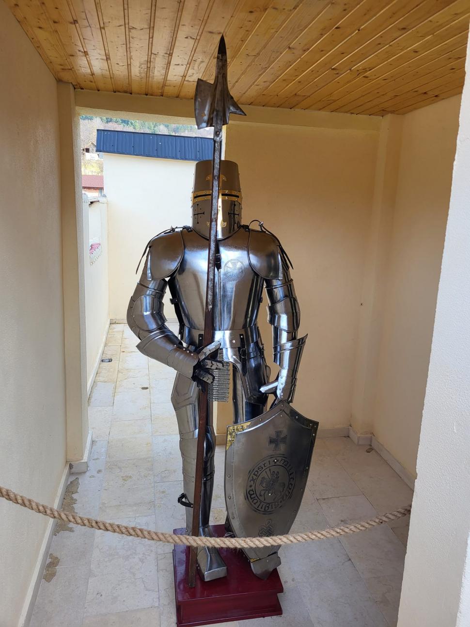 Castelul Dracula din comuna Arefu a fost inaugurat astăzi, de Ziua Națională a României  872720