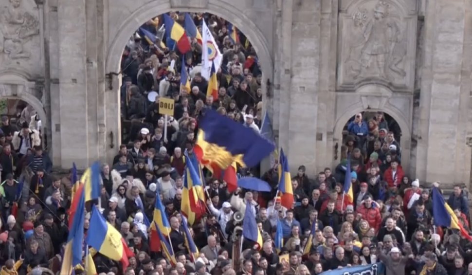 Ziua Națională a României, serbată cu mare fast în toată țara. 1 Decembrie a fost marcat cu cele mai spectaculoase parade