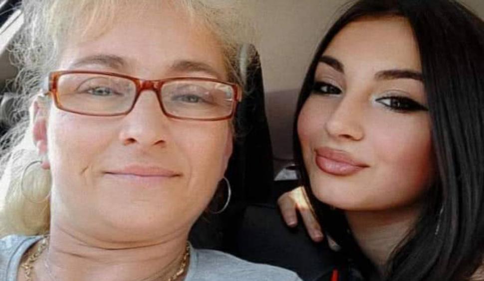 Ele sunt Alexandra și Marinela, fiica și mama, care au murit pe loc, într-un accident tragic, pe șosele României, în Mehedinți 872853