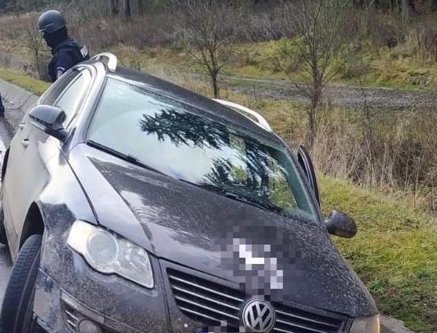 O tânără de 15 ani a fost răpită din propria casă, în Harghita. Trei bărbați au fost reținuți 872800