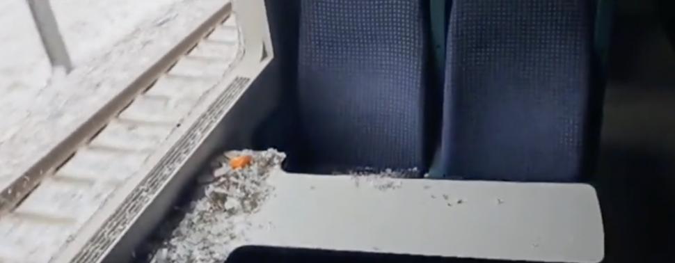 Călători răniți, în urma incidentului feroviar de la Azuga. Trei persoane au ajuns la spital cu cioburi în ochi 872996