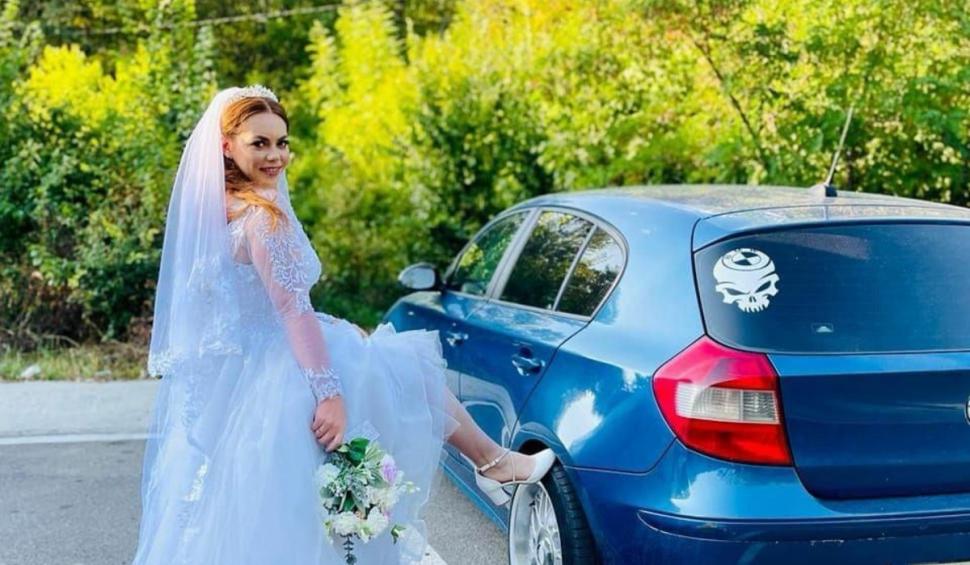 Ea este Lavinia Burcă, o tânără de 24 de ani, care a murit într-un accident cumplit, în județul Suceava. Soțul său, Ionuț, cu care s-a căsătorit recent, se află în stare gravă la spital 873069