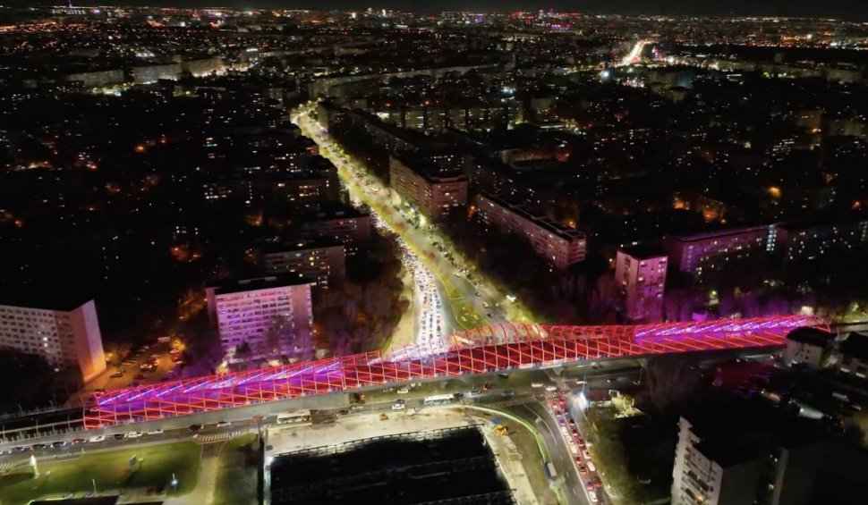Pasaj nou, deschis într-una din cele mai aglomerate intersecții din București: "Va fi pietonal timp de câteva ore"