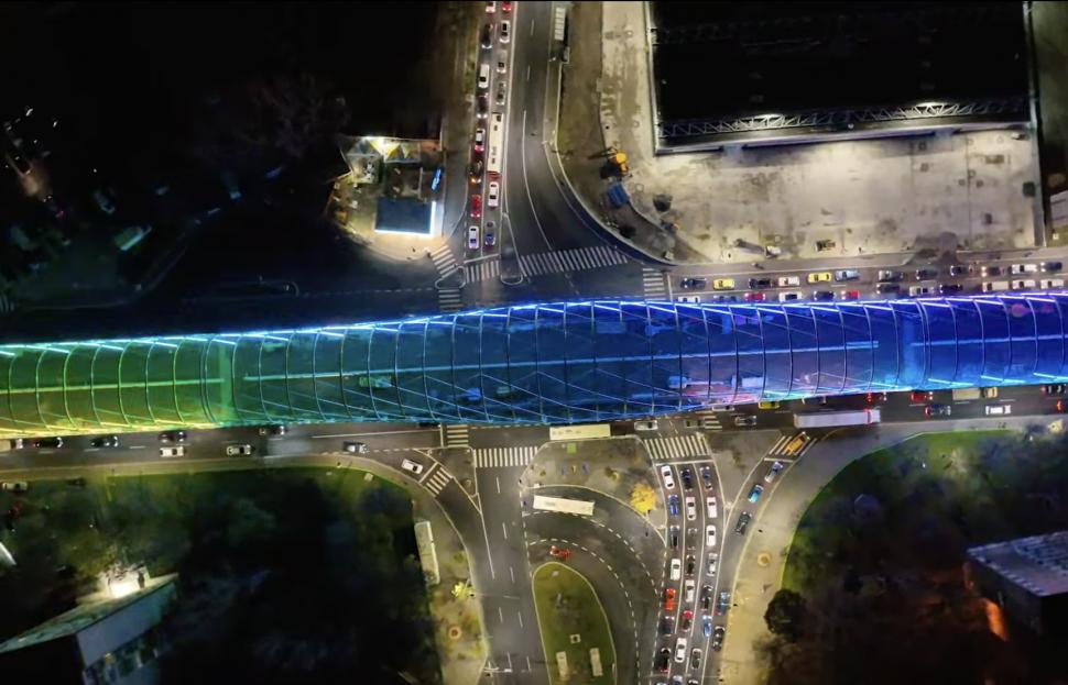 Pasaj nou, deschis într-una din cele mai aglomerate intersecții din București: "Va fi pietonal timp de câteva ore" 873034