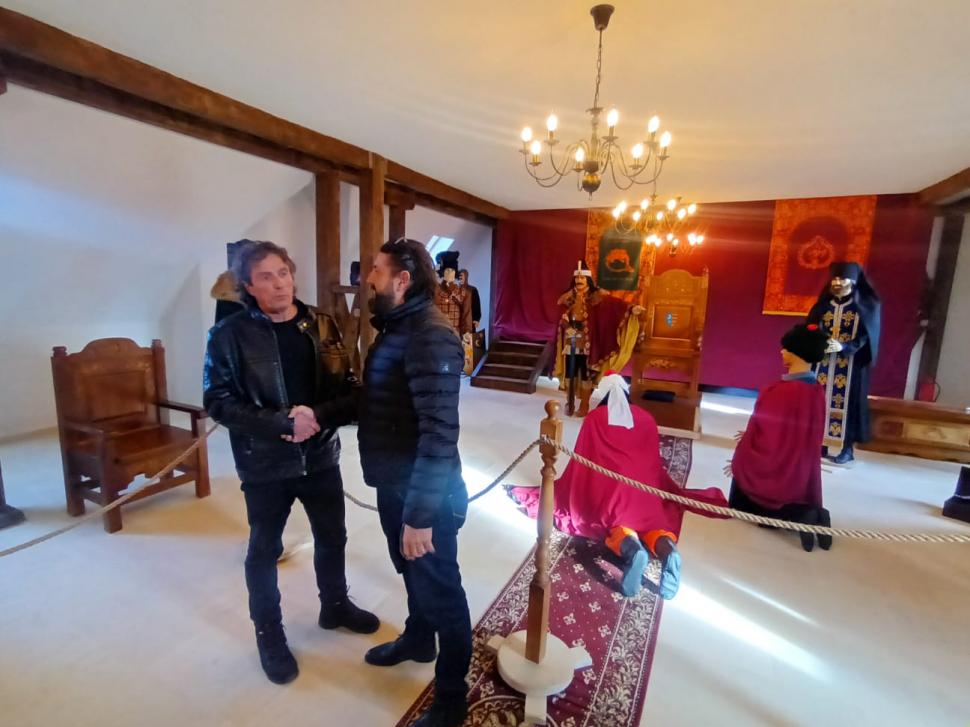 Au construit un castel, pentru a spune povestea Cetății Poenari 873187