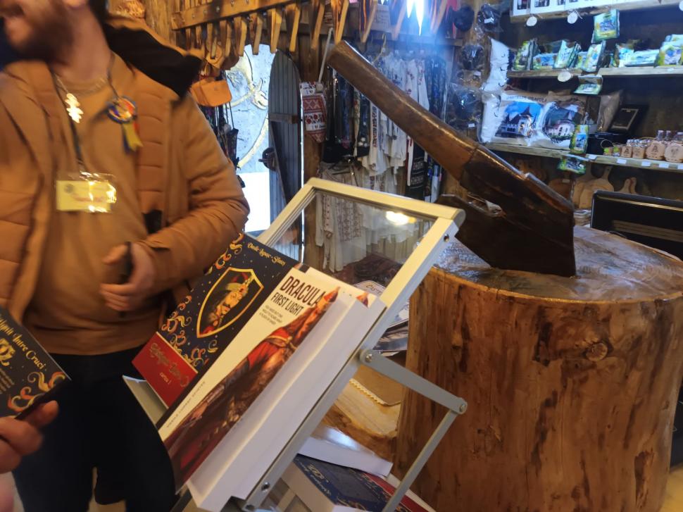 Au construit un castel, pentru a spune povestea Cetății Poenari 873192