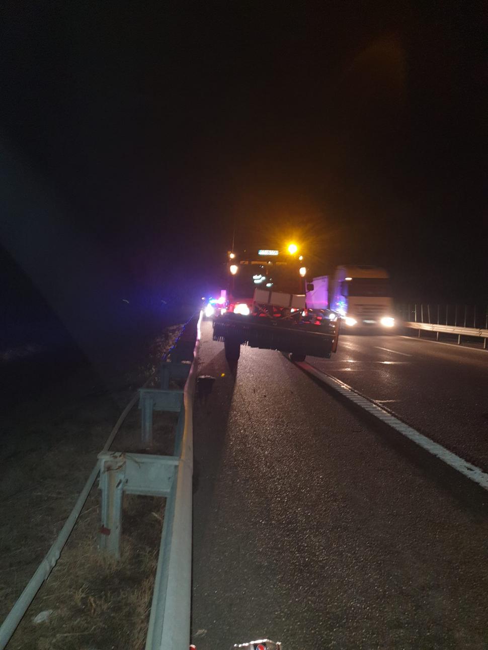 Trafic blocat pe Autostrada A2, după un accident grav cu două TIR-uri 873381