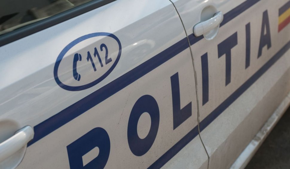 Autospecială de poliție, implicată într-un accident în Arad
