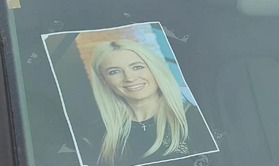 Tânăra doctoriță din Republica Moldova, ucisă în Franţa, a fost condusă pe ultimul drum la Galați 874150