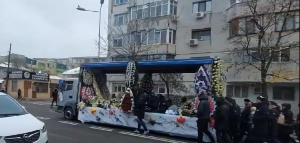 Tânăra doctoriță din Republica Moldova, ucisă în Franţa, a fost condusă pe ultimul drum la Galați 874152