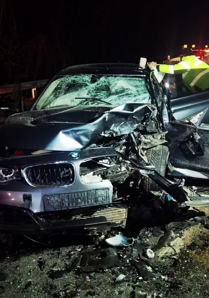 Accident rutier grav pe Dealul Hațegului, în Hunedoara! Șase persoane, transportate de urgență la spital 874337