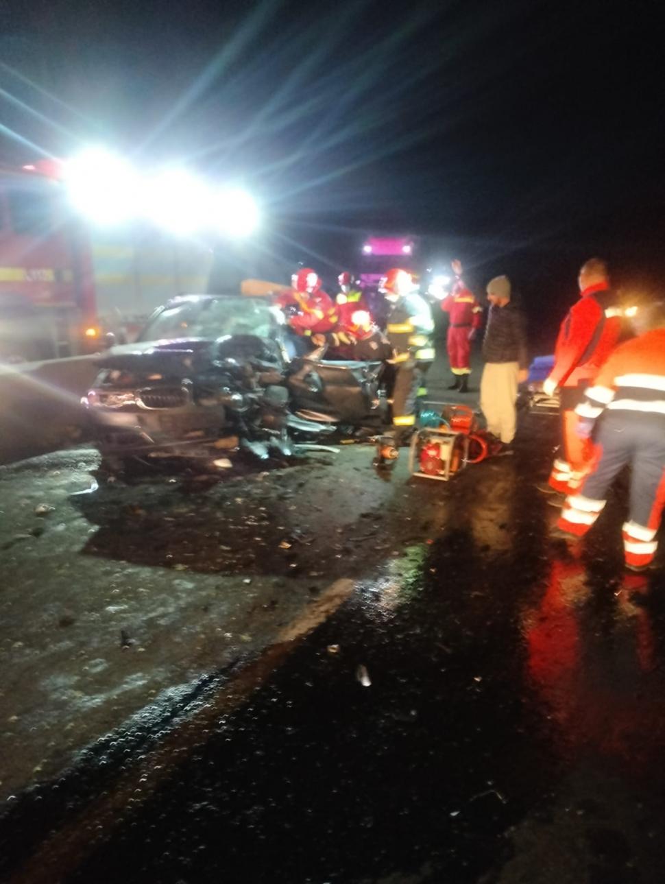 Accident rutier grav pe Dealul Hațegului, în Hunedoara! Șase persoane, transportate de urgență la spital 874342