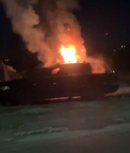 Mașină în flăcări, în Constanța! Pompierii au intervenit de urgență 874294