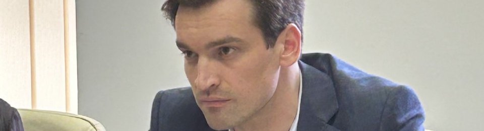 Andrei Baciu, urmărit penal pentru abuz în serviciu în dosarul vaccinurilor. DNA: Fostul Secretar de Stat știa că-s mai multe vaccinuri decât oameni în România