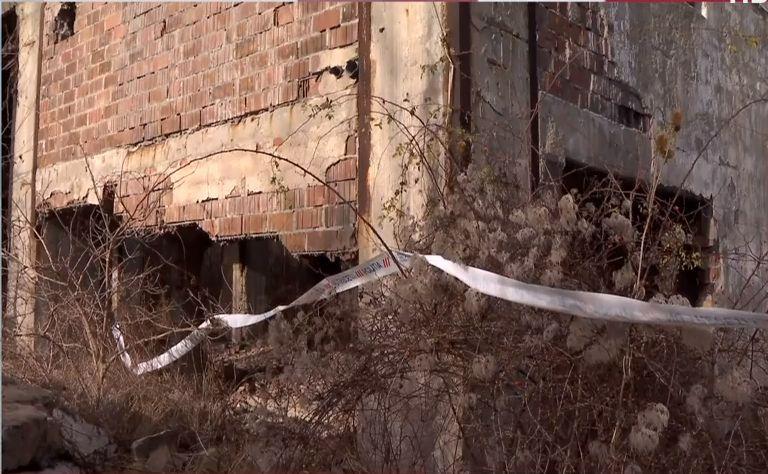 Ele sunt cele două fete din Lupeni care şi-au pus capăt zilelor împreună. Ambele erau eleve în clasa a IX-a 874646