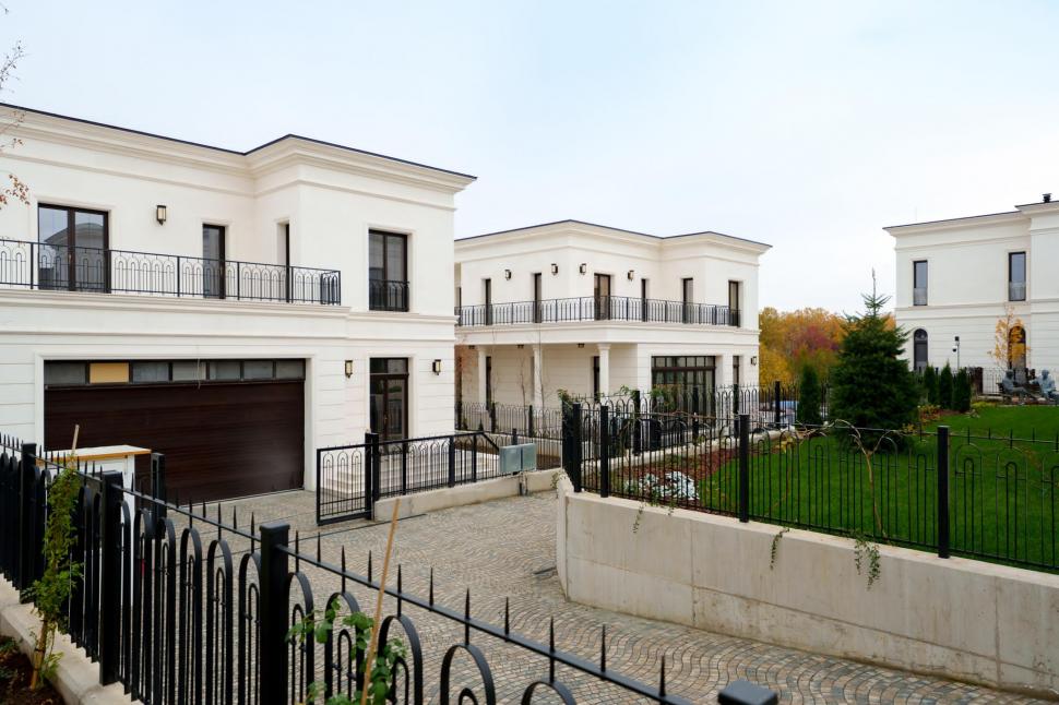 IQON, cel mai nou și modern ansamblu rezidențial de lux din zona Pipera, a fost finalizat 874630