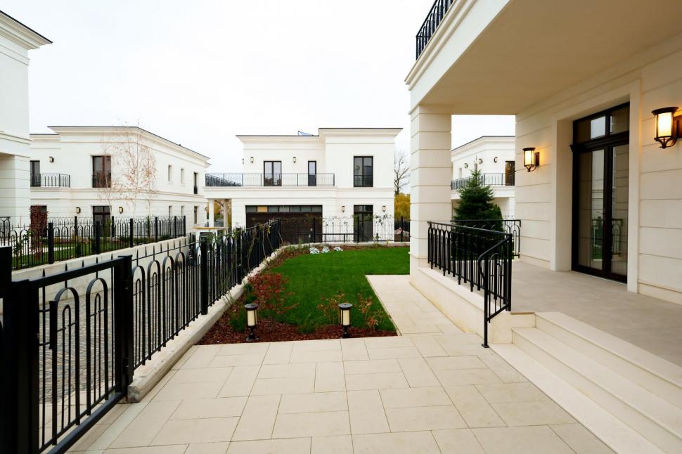 IQON, cel mai nou și modern ansamblu rezidențial de lux din zona Pipera, a fost finalizat 874631