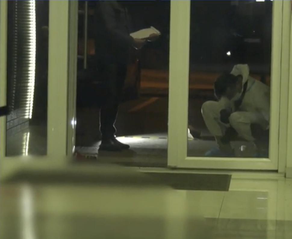 Noi date în cazul crimei de la Oradea. După ce și-a ucis tatăl, criminalul s-a rănit singur, cu un briceag 875169