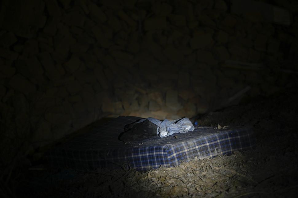 Mărturia exclusivă a patronului firmei care a făcut săpături în faţa internatului, unde un perete s-a prăbuşit: "Ne-am grăbit să terminăm"  875964