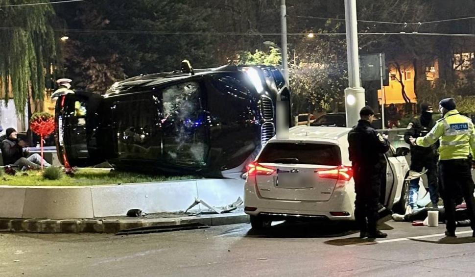 Accident grav la Piața Unirii din București, în zona Hotelului Horoscop. Traficul este blocat 876363