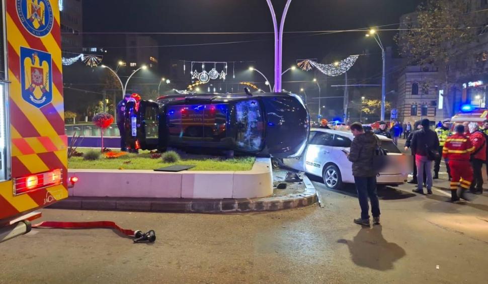 Accident grav la Piața Unirii din București, în zona Hotelului Horoscop. Traficul este blocat 876404