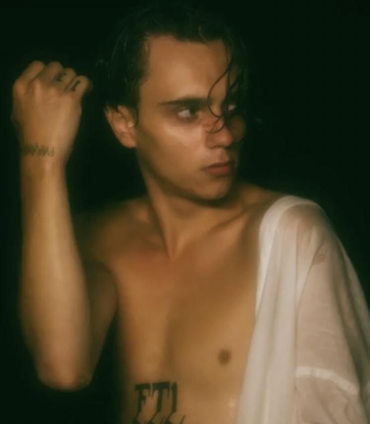 Anne Bagu, agresată de Yakki, iubitul trapper, într-un apartament din Bucureşti 876180