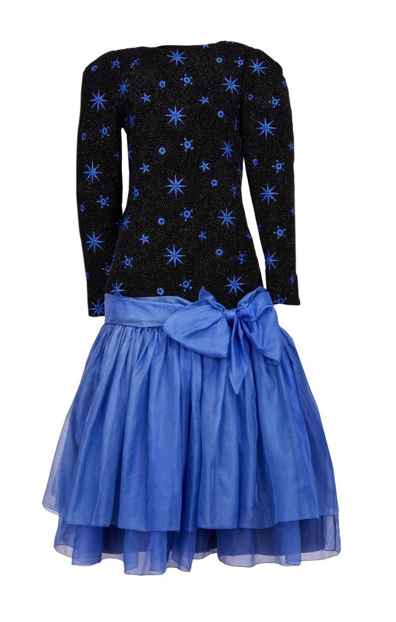 O rochie purtată de Prințesa Diana a fost vândută la licitație cu o sumă record 876393