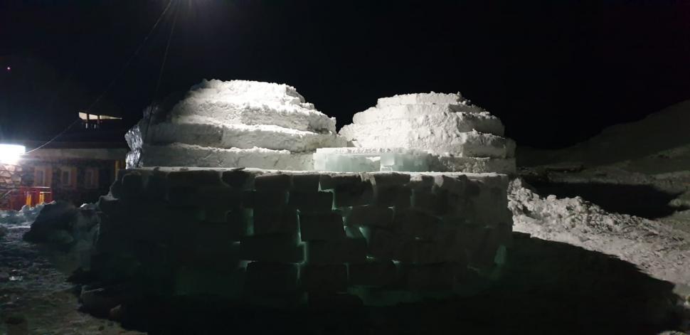 Se deschide Hotelul de Gheaţă de la Bâlea Lac! Preţul pe care îl vor plăti oaspeţii pentru o noapte de cazare  876213