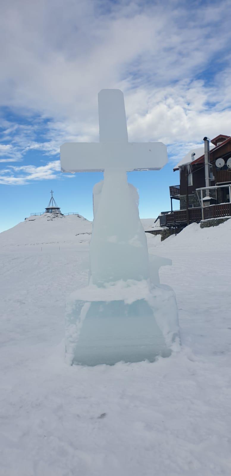 Se deschide Hotelul de Gheaţă de la Bâlea Lac! Preţul pe care îl vor plăti oaspeţii pentru o noapte de cazare  876214