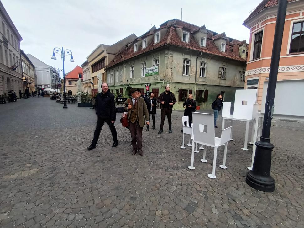 La pas prin Brașov, în zi de sărbătoare 876753