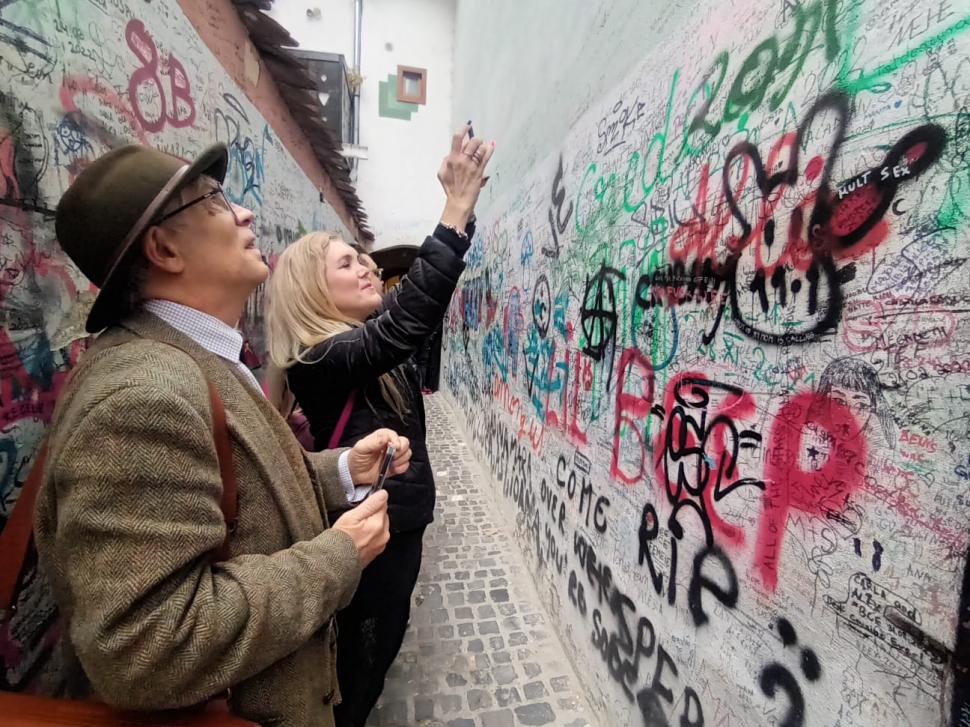 La pas prin Brașov, în zi de sărbătoare 876754