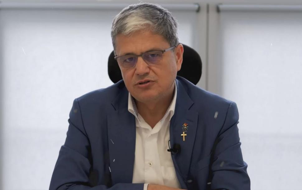 Guvernul și-a făcut filmare cu urări de sărbători. Mesajele transmise de miniștrii cabinetului Ciolacu 877152