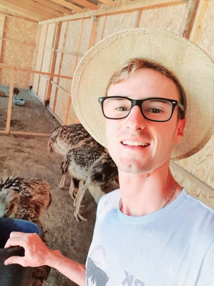 Afacerea cu care un român a dat lovitura la Găgeşti. "Numai coaja se vinde cu 50 de lei. Am pornit totul de la zero, cu 120 euro" 878020