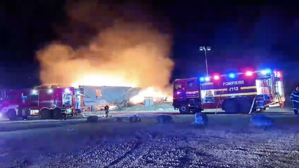 Incendiu devastator la o pensiune din Prahova! Raed Arafat: ”A fost declanșat Planul Roșu” | Mai multe persoane dispărute 877306
