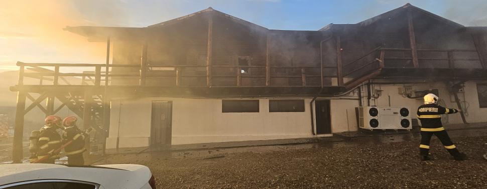 Incendiu devastator la o pensiune din Prahova! Raed Arafat: ”A fost declanșat Planul Roșu” | Mai multe persoane dispărute 877317