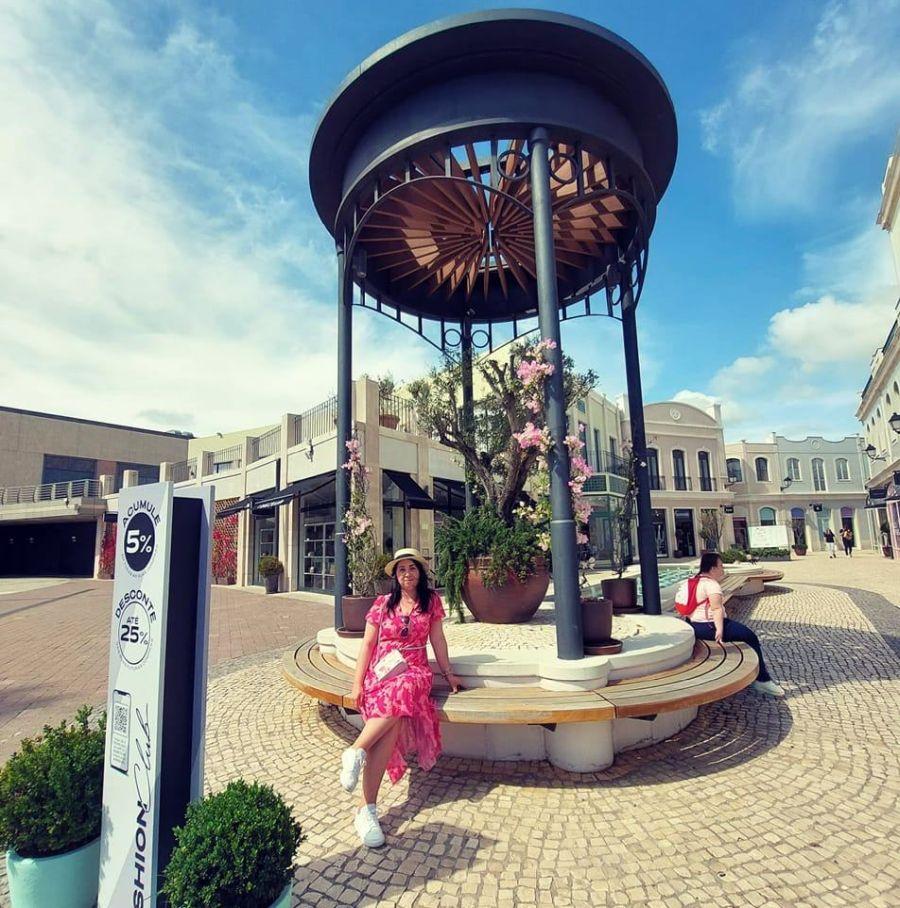 Ea este Mădălina, profesoara găsită moartă în cadă. "Dumnezeu a chemat-o la El în ziua de Crăciun" 877348