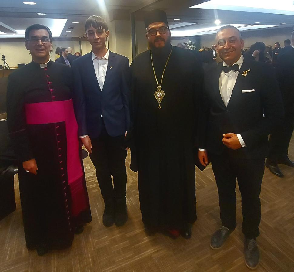 El este Raul, copilul-minune din Constanța care vorbește șapte limbi străine, admis la universitate, fără admitere: ”România este acasă” 877976